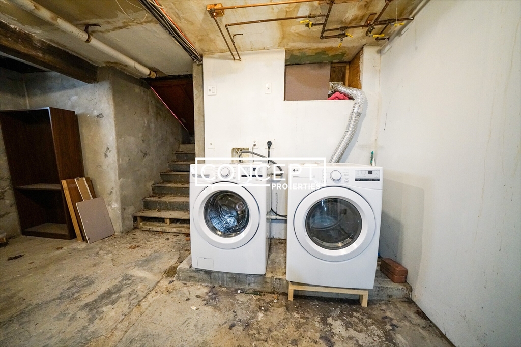 22 Winslow Road, Unit 22 Brookline, MA 02446 - Photo 23 of 25