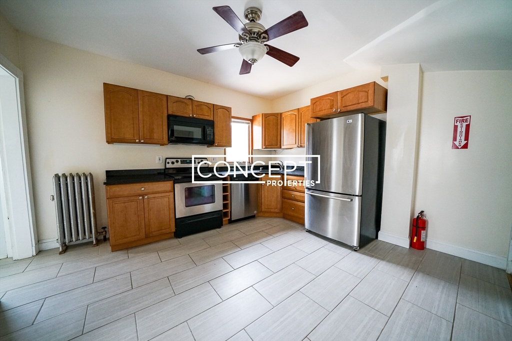 22 Winslow Road, Unit 22 Brookline, MA 02446 - Photo 7 of 25