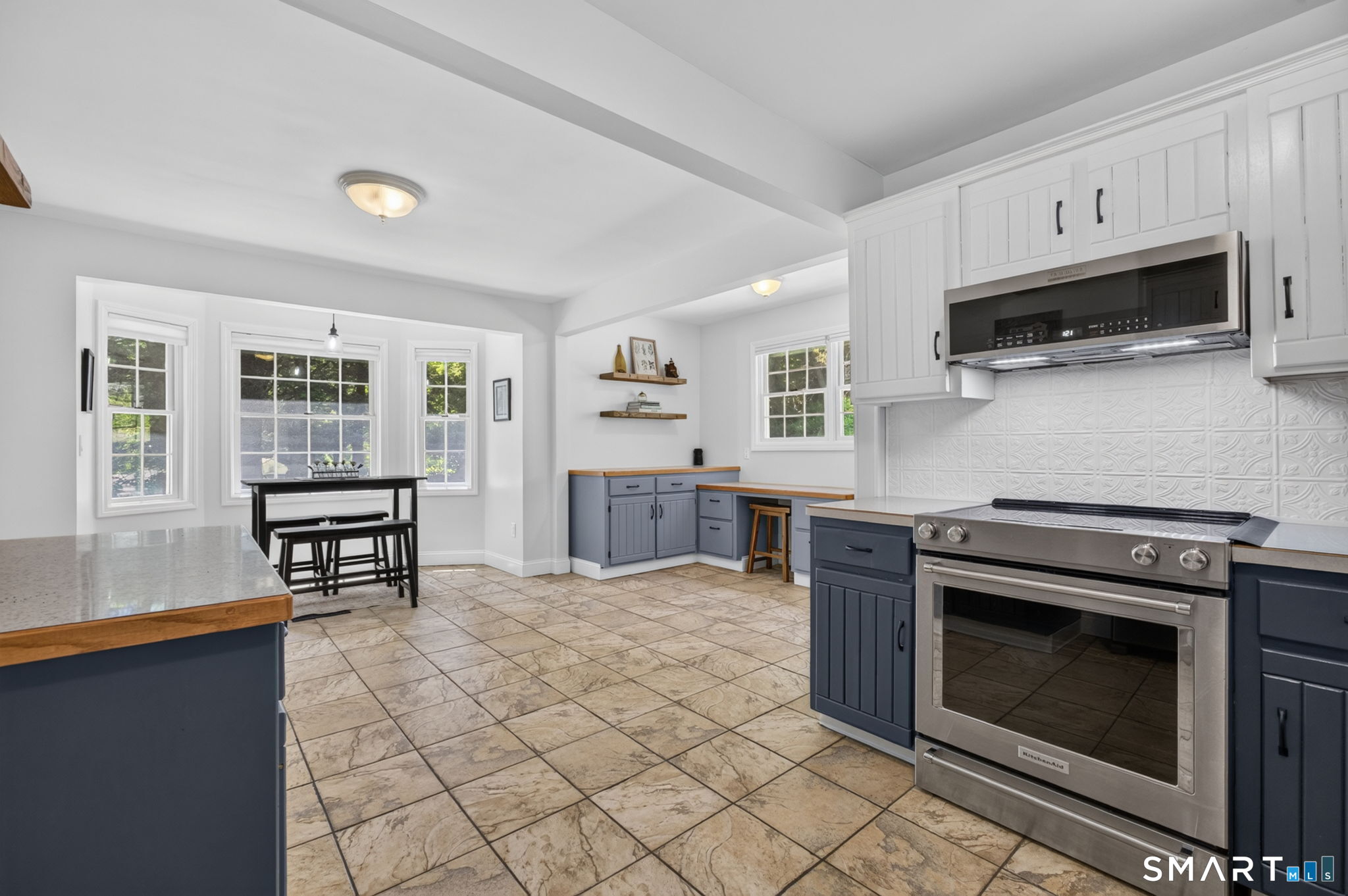 57 Edwards Road Bethany, CT 06524 - Photo 14 of 40