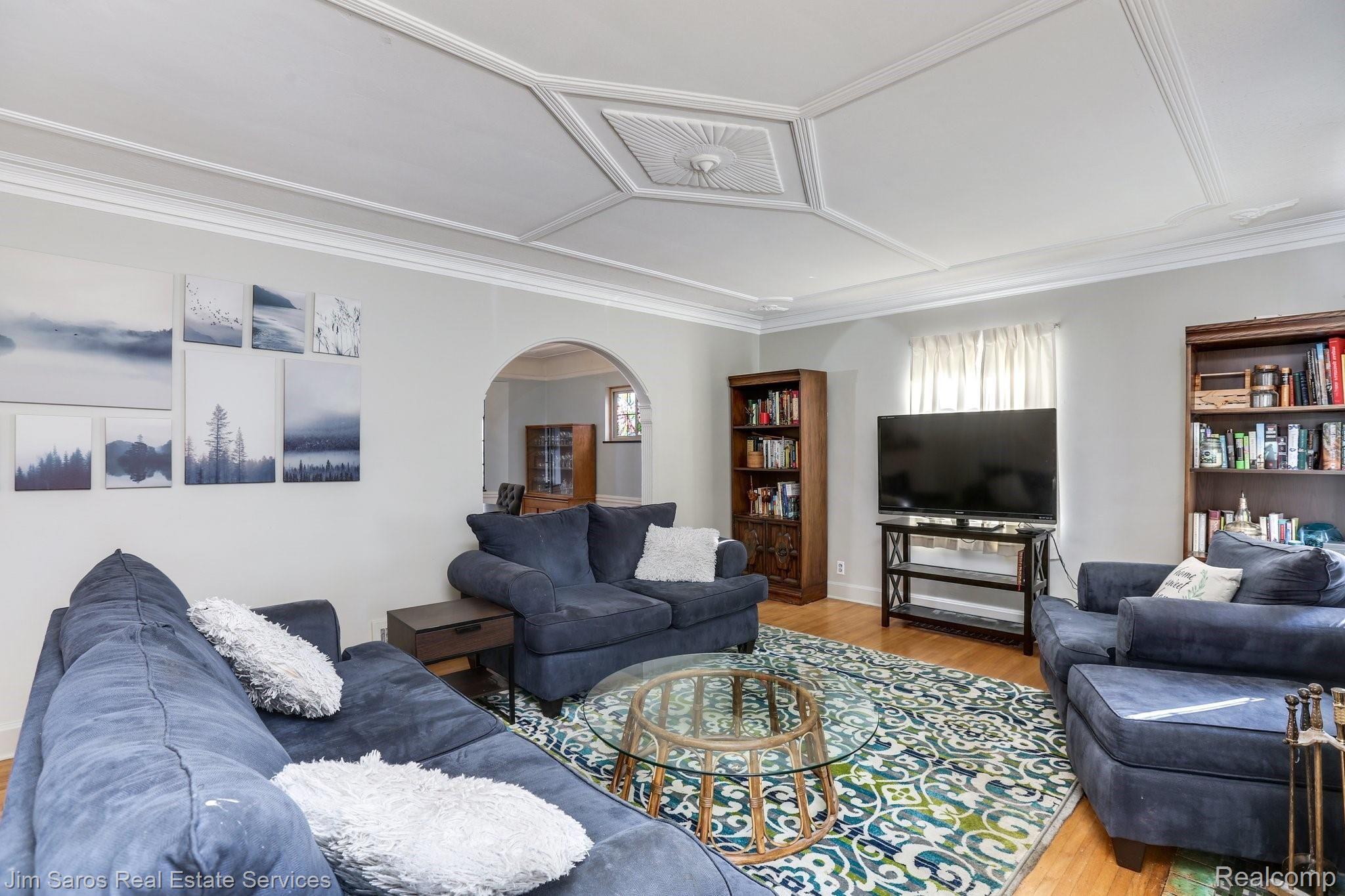 3-web-or-mls-3654 Balfour Street0002.jpg