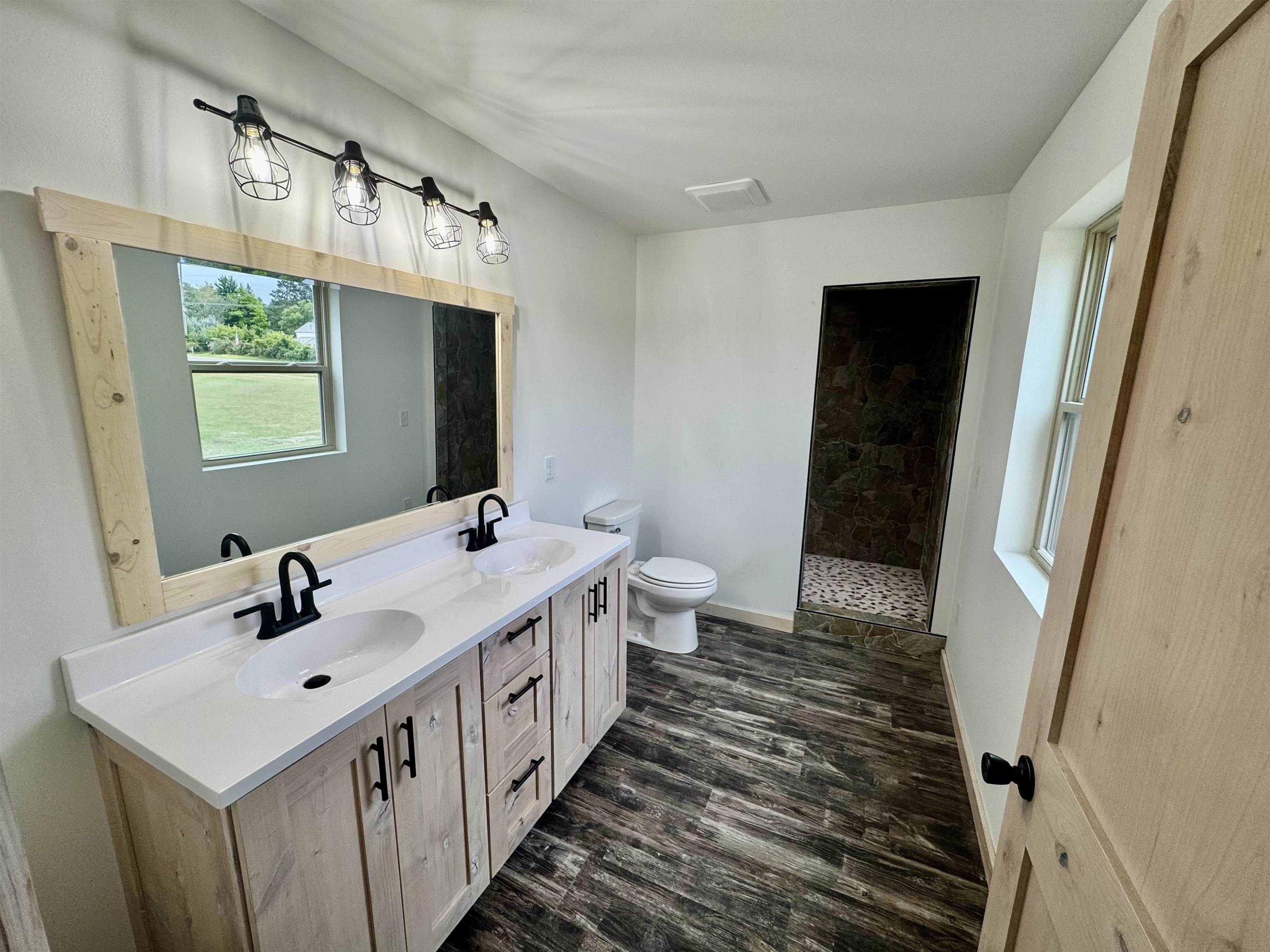 1410 County Rd J Friendship, WI 53934 - Photo 5 of 14