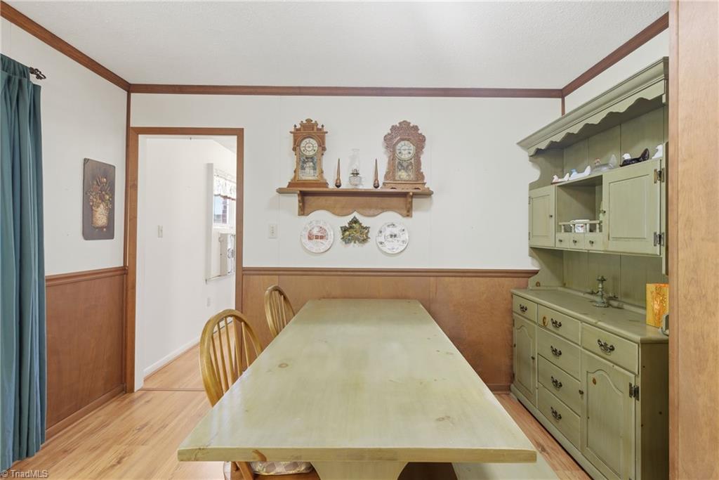 4348 Brandy Road Greensboro, NC 27407 - Photo 13 of 40 Dining