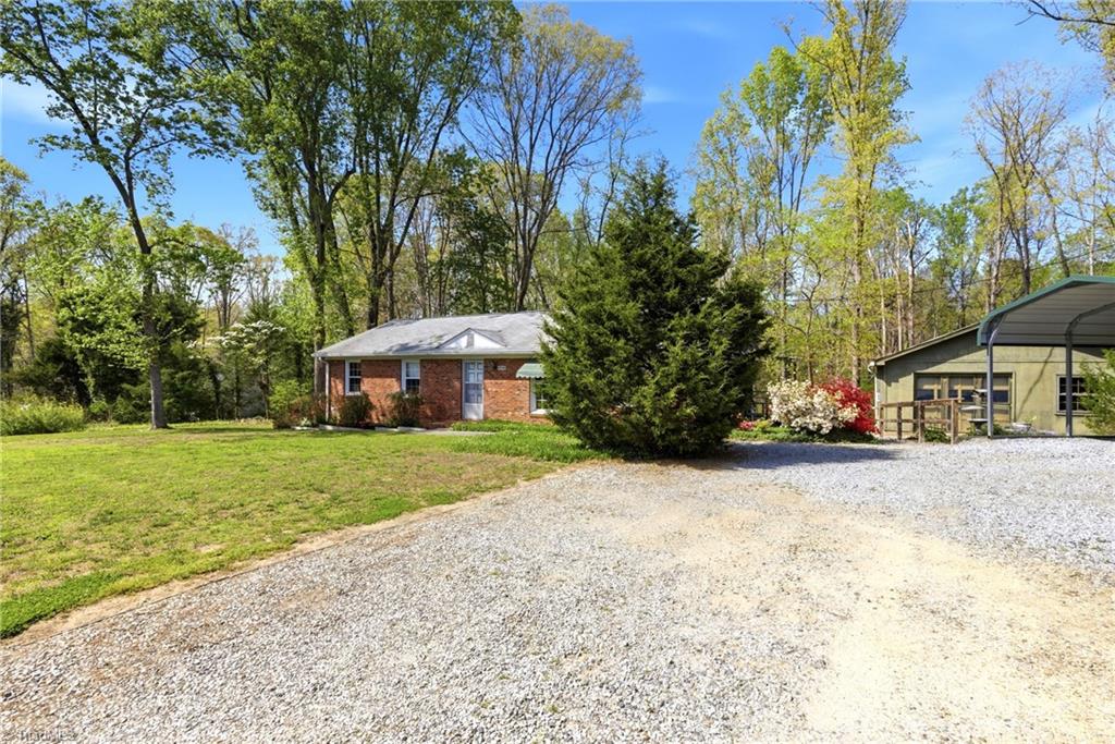 4348 Brandy Road Greensboro, NC 27407 - Photo 3 of 40