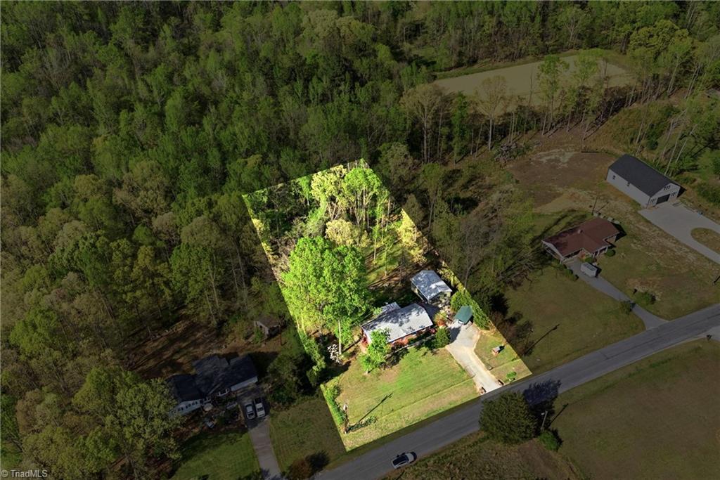 4348 Brandy Road Greensboro, NC 27407 - Photo 37 of 40