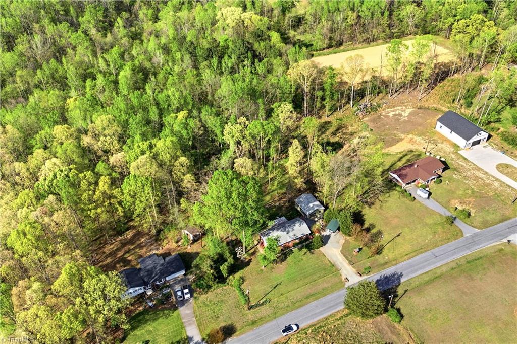 4348 Brandy Road Greensboro, NC 27407 - Photo 38 of 40