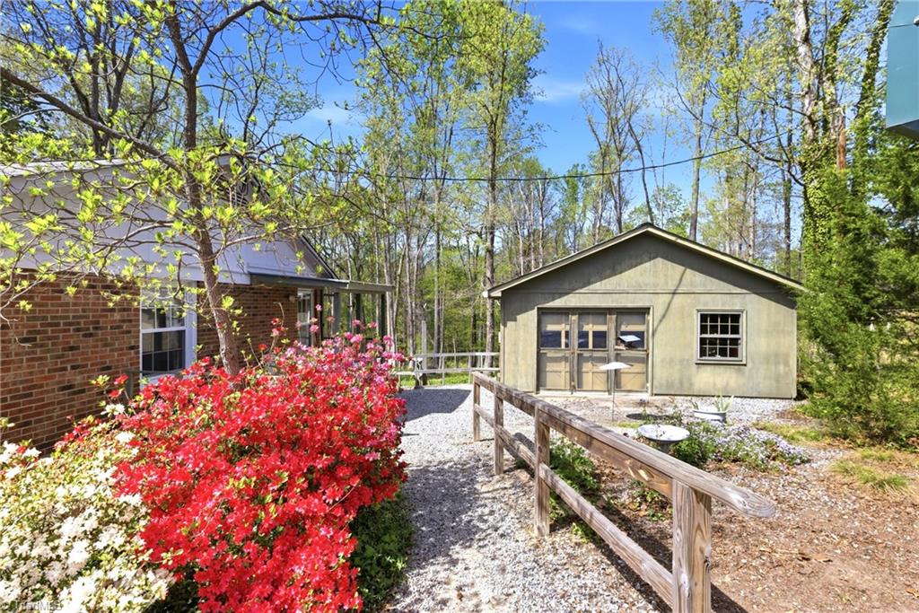 4348 Brandy Road Greensboro, NC 27407 - Photo 5 of 40 Detached Garage