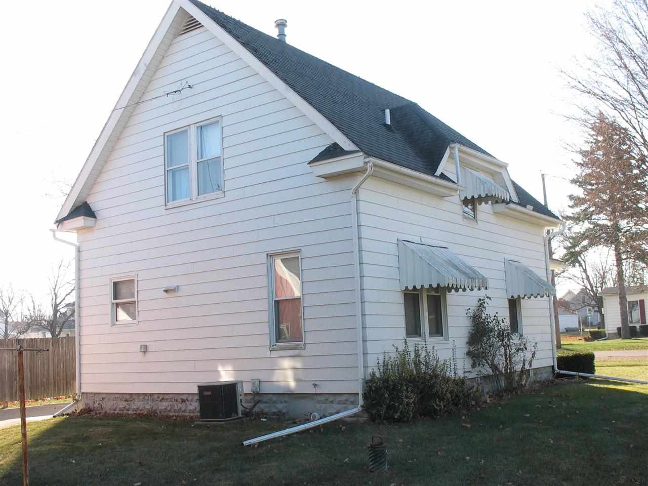 212 East Main Street Atkinson, IL 61235 - Photo 3 of 15 Gallery Image 3