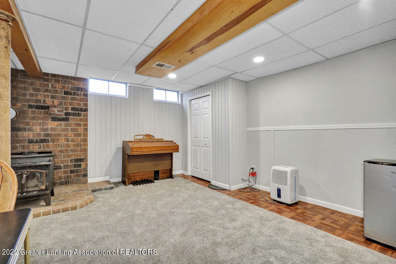 3117 Colchester Road Lansing, MI 48906 - Photo 27 of 38 _I3A1520