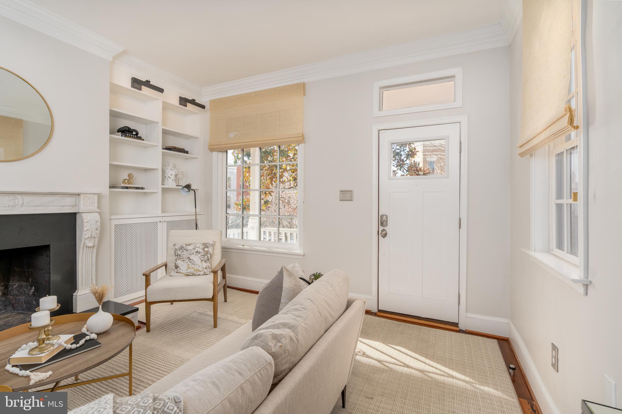 744 7th Street Southeast Washington, DC 20003 - Photo 5 of 37 Custom Built in bookcases