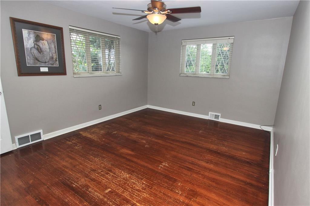 335 Rockfield Road Pittsburgh, PA 15243 - Photo 21 of 25