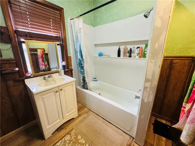 $225,000 | 302 North Wheeling Avenue, Kansas City, MO 64123