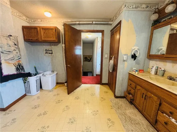 $225,000 | 302 North Wheeling Avenue, Kansas City, MO 64123