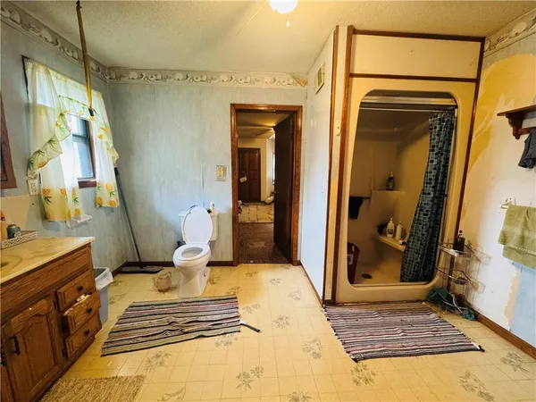 $225,000 | 302 North Wheeling Avenue, Kansas City, MO 64123