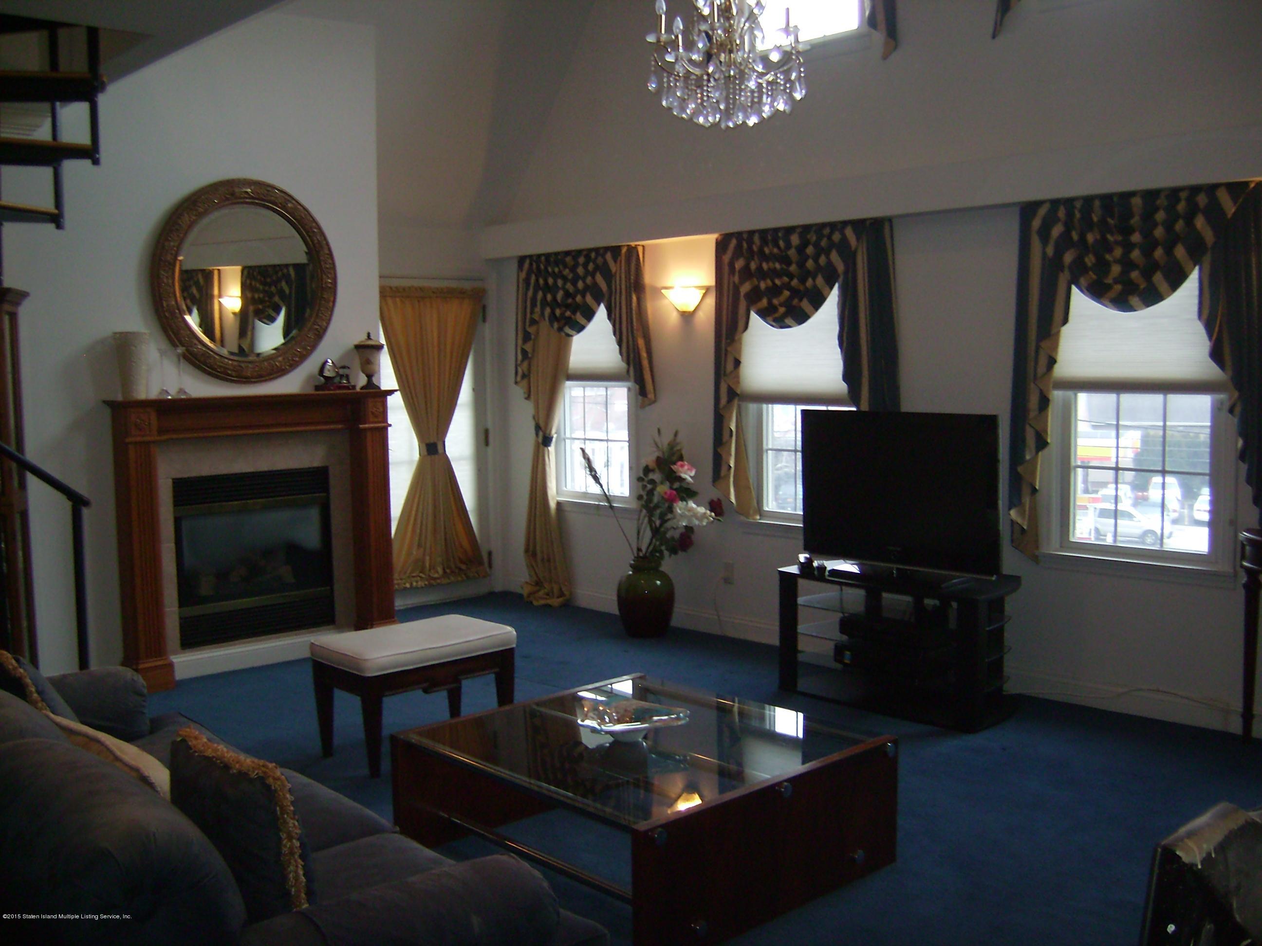 2437 Richmond Road, Unit 5 Staten Island, NY 10306 - Photo 2 of 13 IMG_0139