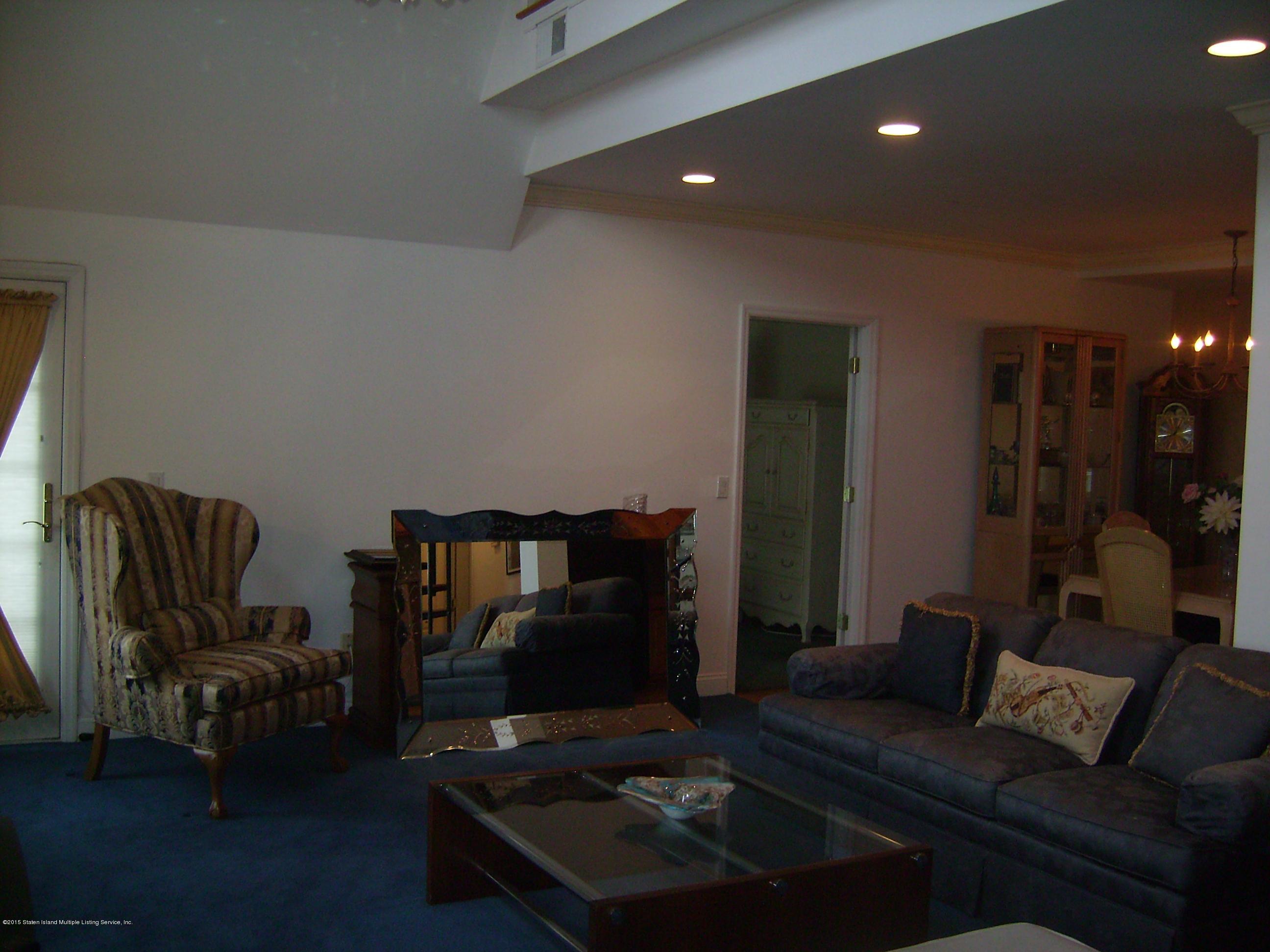 2437 Richmond Road, Unit 5 Staten Island, NY 10306 - Photo 5 of 13 IMG_0144