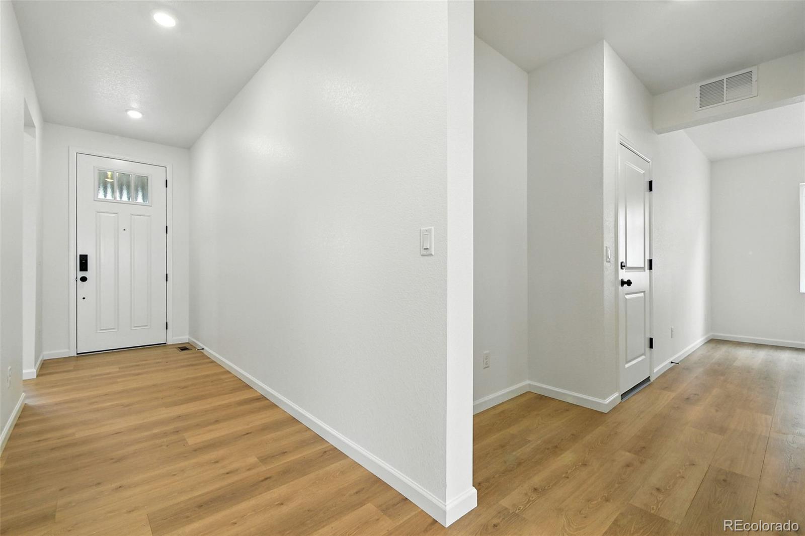 17075 West 92nd Loop Arvada, CO 80007 - Photo 6 of 33 a view of an empty room