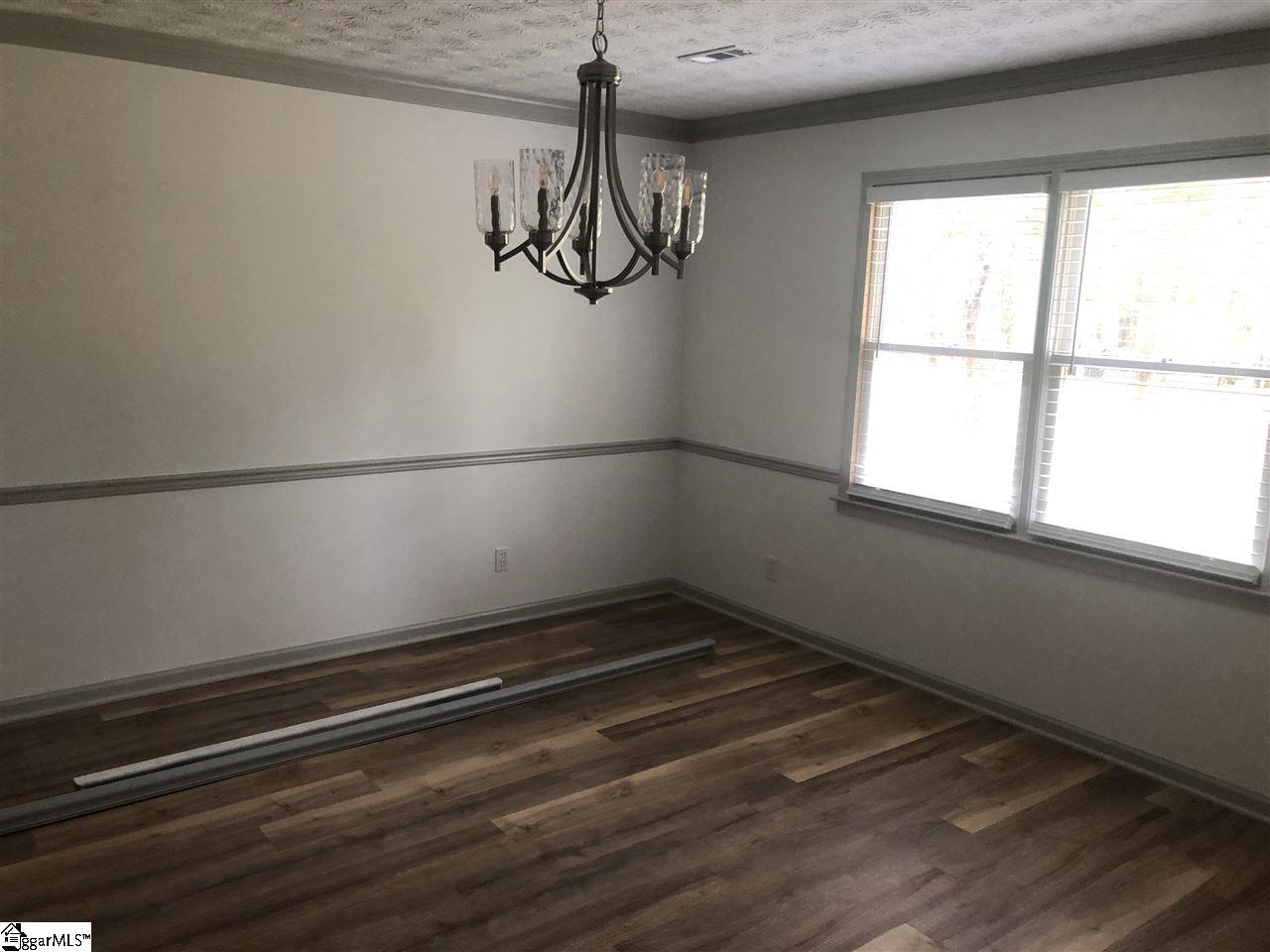901 Brooks Road Mauldin, SC 29662 - Photo 3 of 12 Gallery Image 3