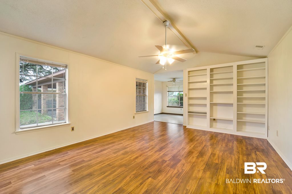 2809 Del Rio Road South Mobile, AL 36693 - Photo 4 of 17 Den