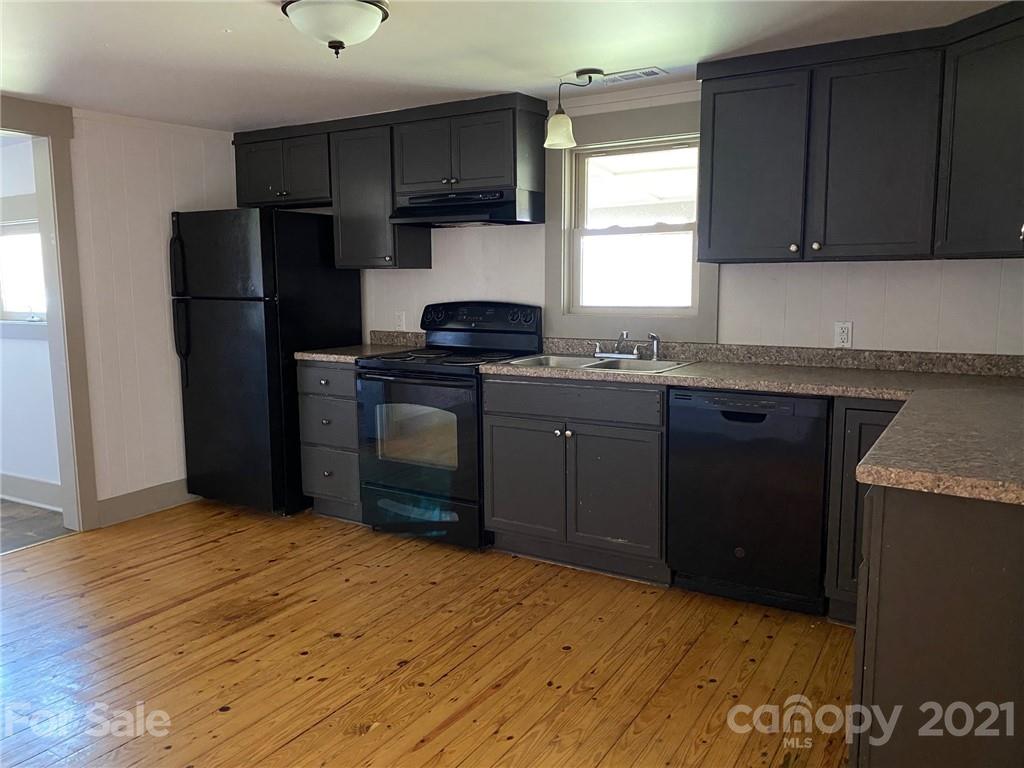 32 Surrett Road Candler, NC 28715 - Photo 11 of 22 Gallery Image 11