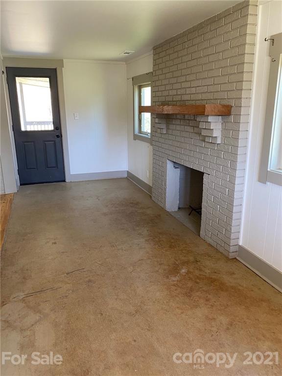 32 Surrett Road Candler, NC 28715 - Photo 5 of 22 Gallery Image 5