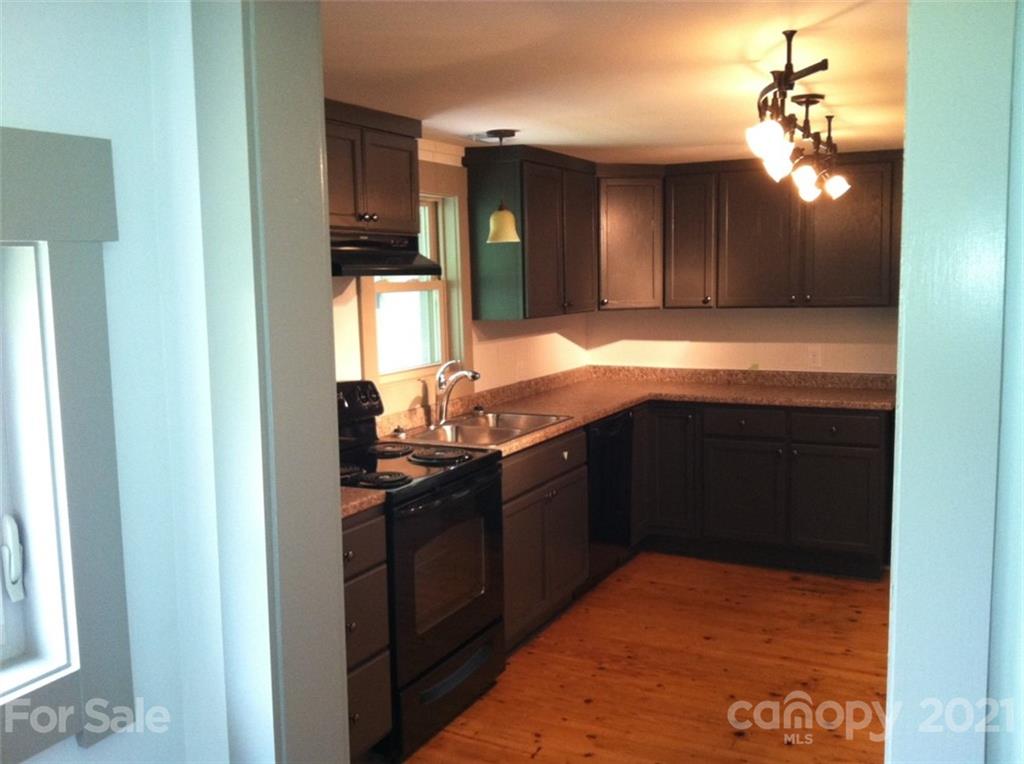 32 Surrett Road Candler, NC 28715 - Photo 10 of 22 Gallery Image 10