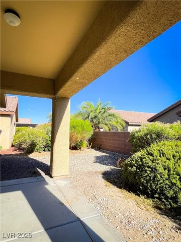 $1,845 | 6155 Saddle Horse Avenue, Las Vegas, NV 89122