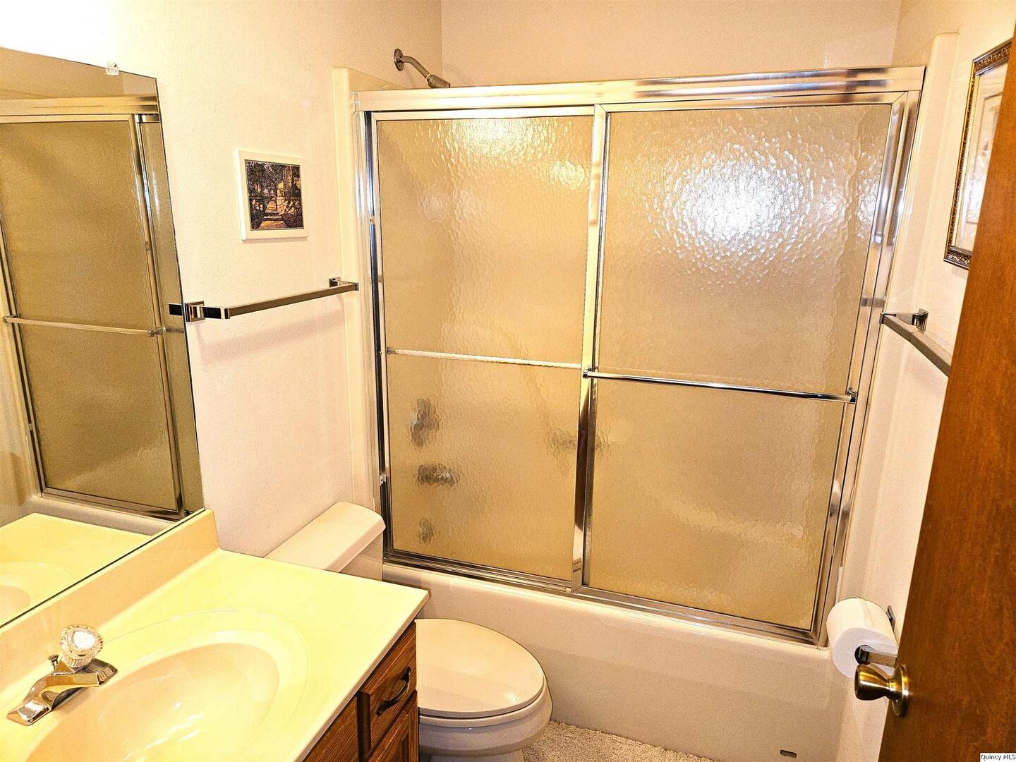 2914 Bluff Ridge Drive Quincy, IL 62305 - Photo 21 of 25 Gallery Image 21