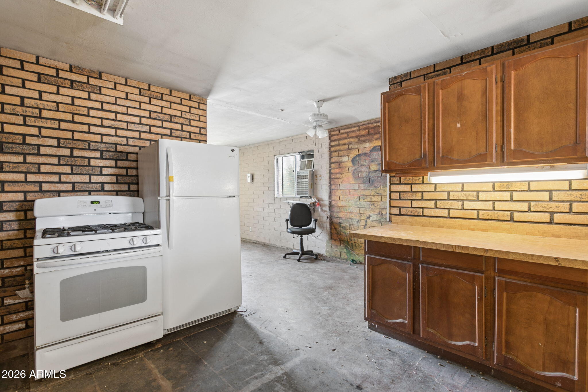 2930 East Granada Road Phoenix, AZ 85008 - Photo 11 of 27 11-web-or-mls-2930-e-granada-rd