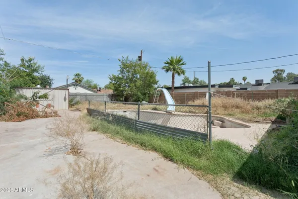 $325,000 | 2930 East Granada Road, Phoenix, AZ 85008