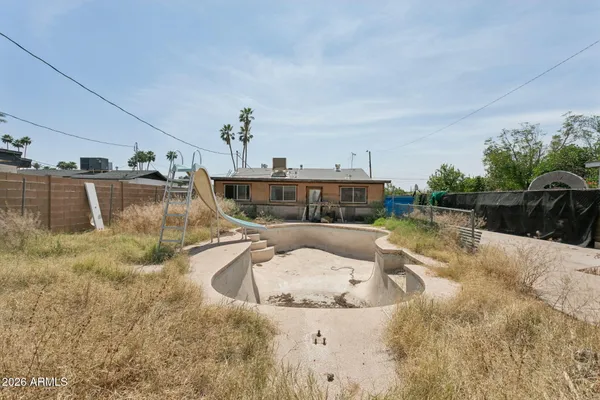 $325,000 | 2930 East Granada Road, Phoenix, AZ 85008