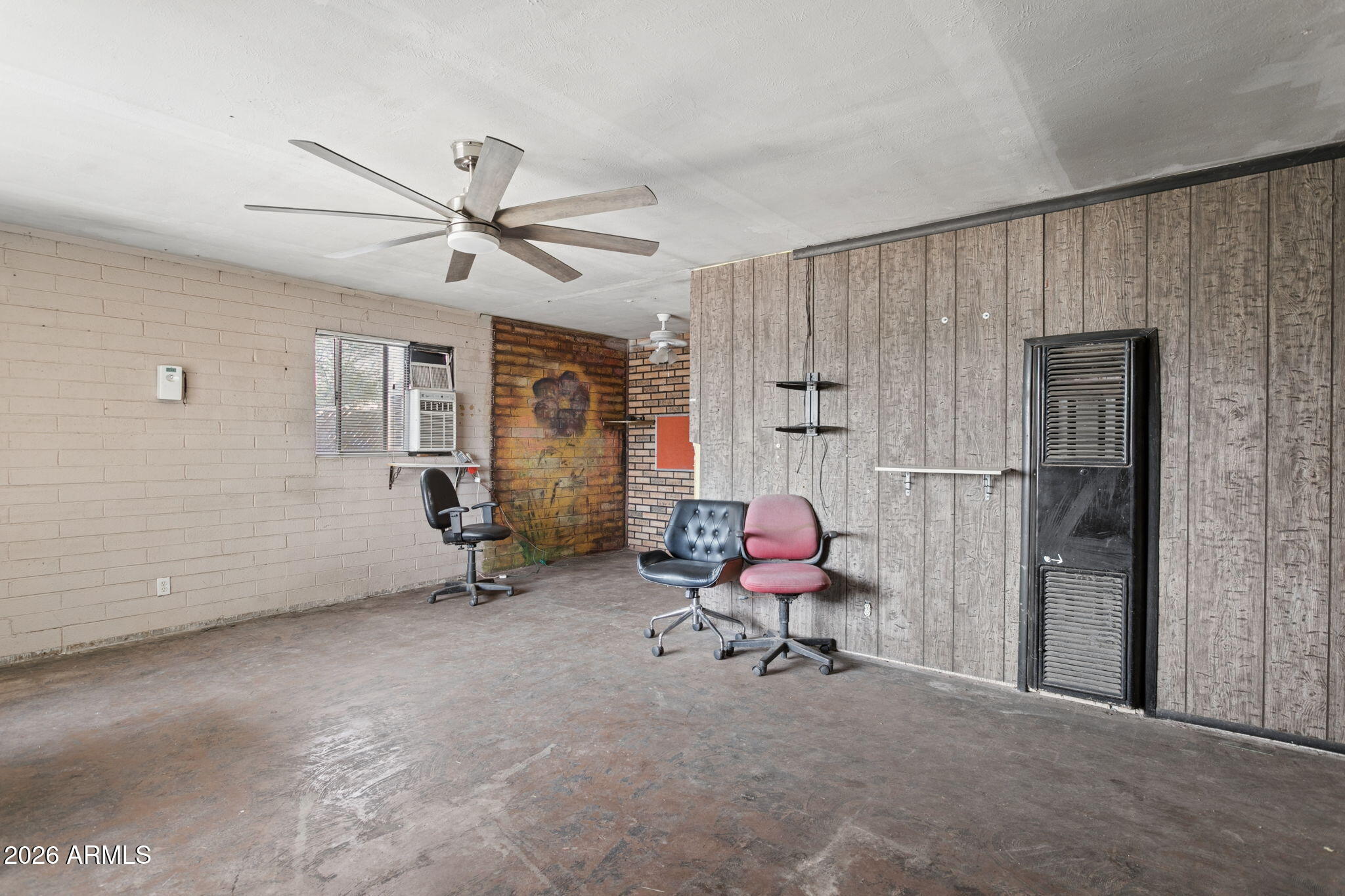 2930 East Granada Road Phoenix, AZ 85008 - Photo 5 of 27 5-web-or-mls-2930-e-granada-rd