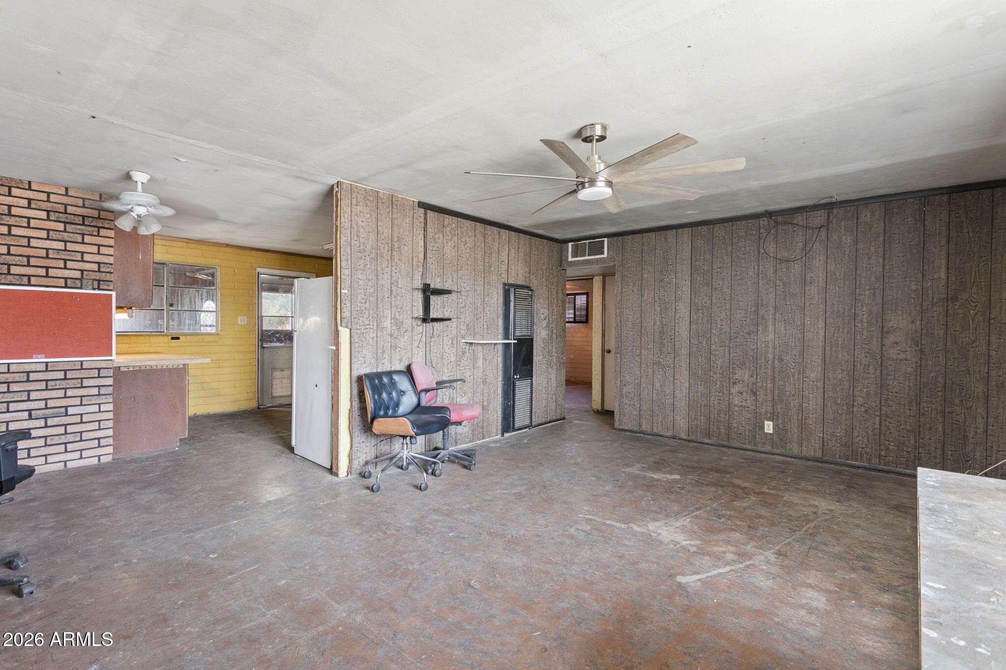 2930 East Granada Road Phoenix, AZ 85008 - Photo 7 of 27 7-web-or-mls-2930-e-granada-rd