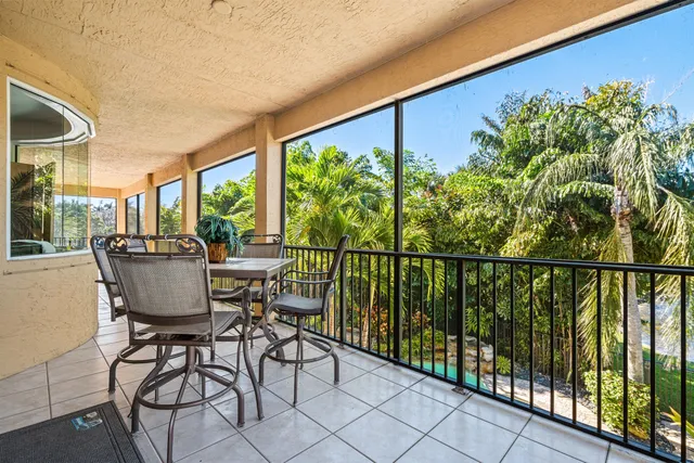 $1,395,000 | 19270 Skyridge Circle, Boca Raton, FL 33498