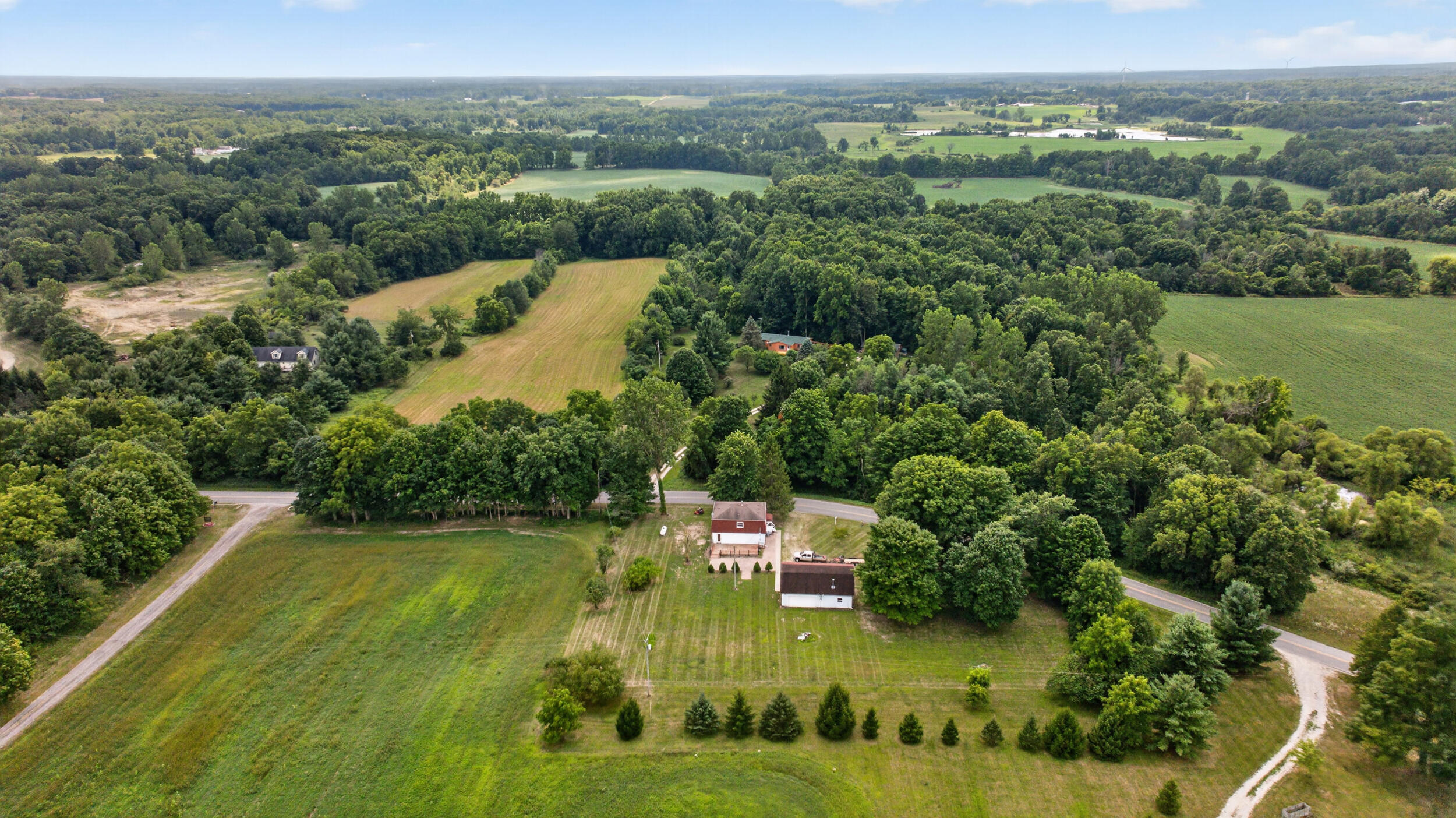 18600 Manitou Road Addison, MI 49220 - Photo 52 of 55 18600 manitou rd addsion mi - 0005