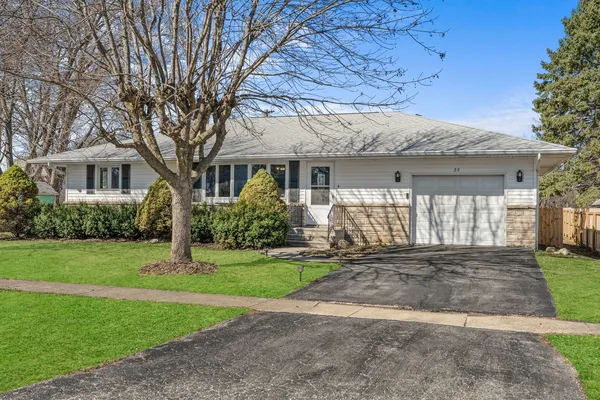 $170,000 | 29 West Oak Street, Piper City, IL 60959