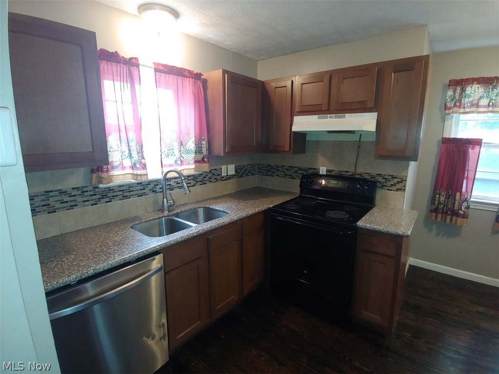 1187 Alpine Road Cleveland Heights, OH 44121 - Photo 7 of 23 Gallery Image 7