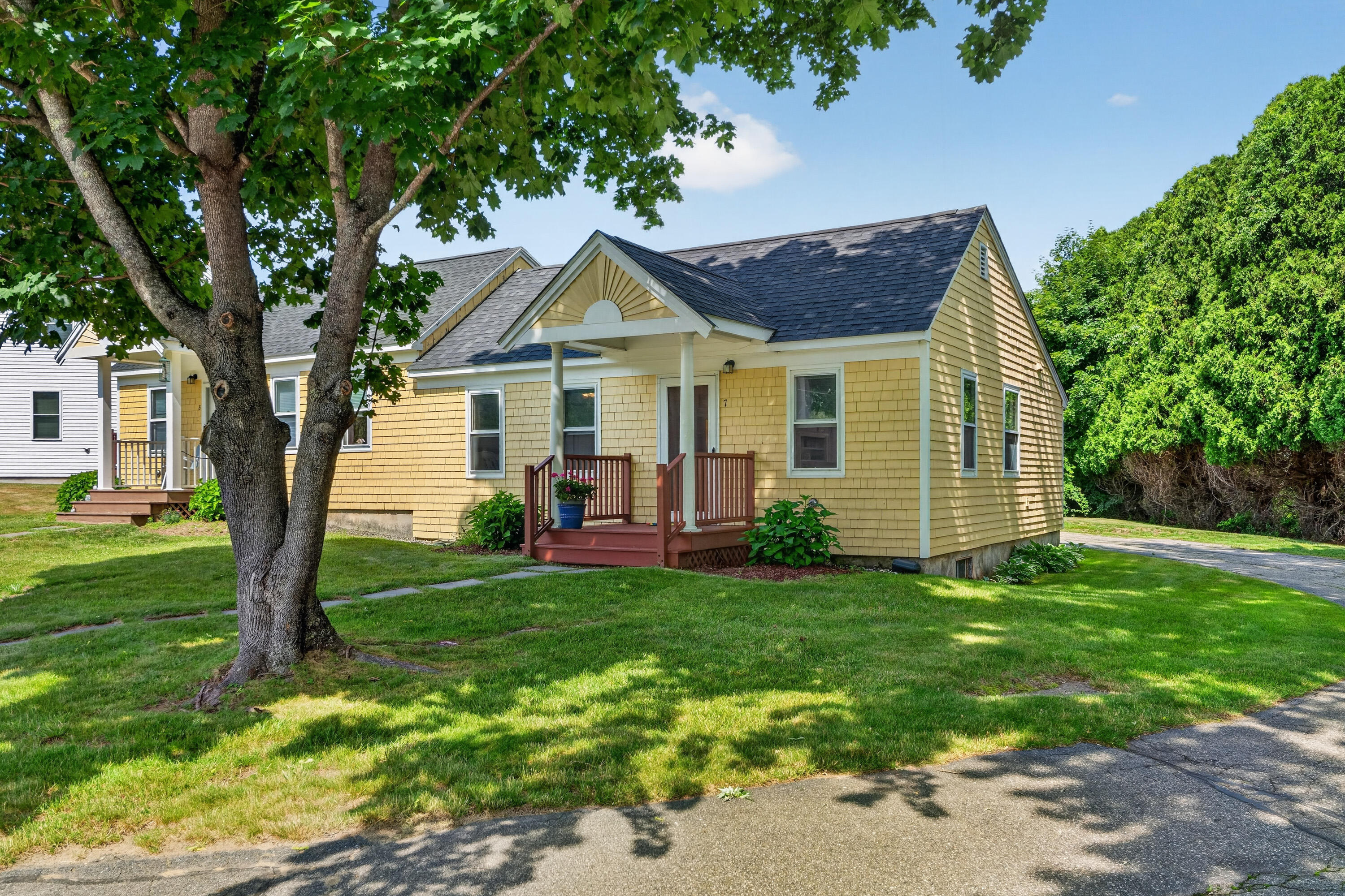 17 Woodside Meadow Road, Unit 7 York, ME 03909 - Photo 11 of 63 17 Woodside Meadow Rd, #7, York