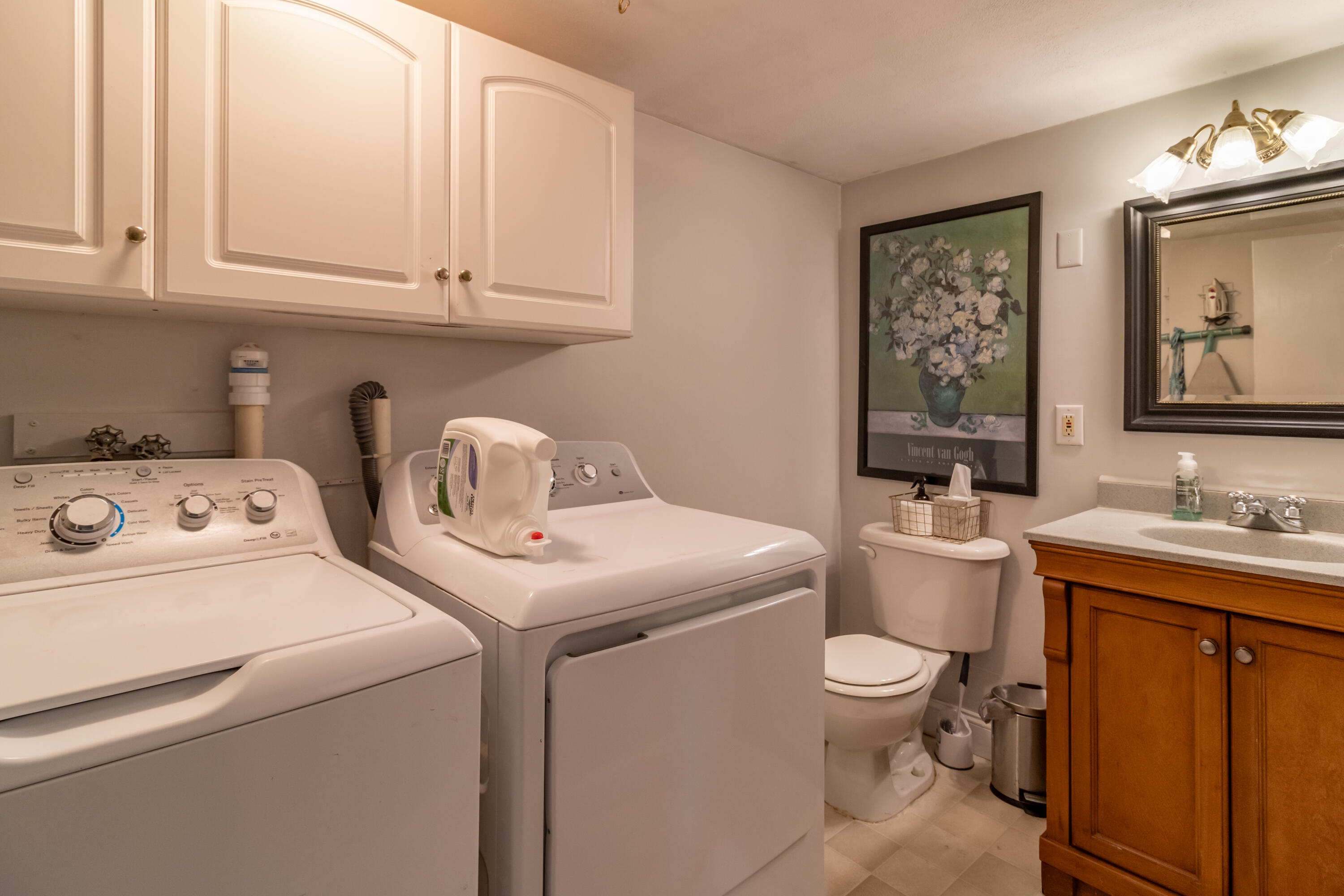 484 Day Road Brewer, ME 04412 - Photo 51 of 87 484 Day Road Interiors-24