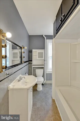 $1,800 | 431 Main Street, Hamburg, PA 19526