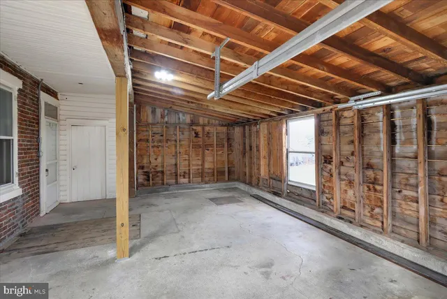 $1,800 | 431 Main Street, Hamburg, PA 19526