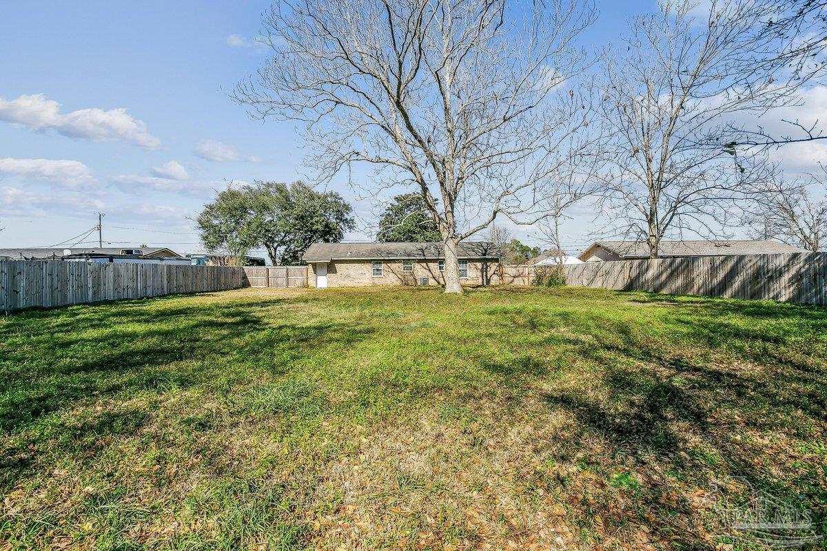 445 West Kingsfield Road Cantonment, FL 32533 - Photo 4 of 13 Gallery Image 4