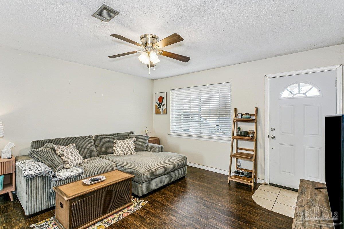 445 West Kingsfield Road Cantonment, FL 32533 - Photo 7 of 13 Gallery Image 7