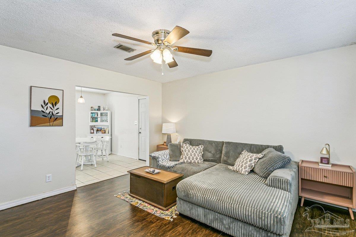 445 West Kingsfield Road Cantonment, FL 32533 - Photo 8 of 13 Gallery Image 8