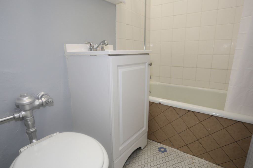 4608 North Beacon Street, Unit 4D Chicago, IL 60640 - Photo 12 of 12