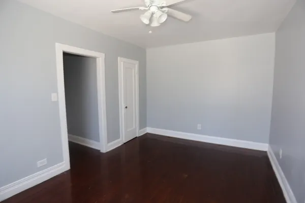 $1,275 | 4608 North Beacon Street, Unit 4D, Chicago, IL 60640