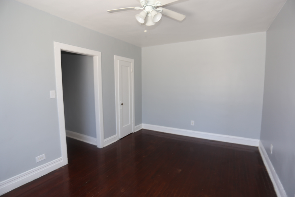 4608 North Beacon Street, Unit 4D Chicago, IL 60640 - Photo 6 of 12