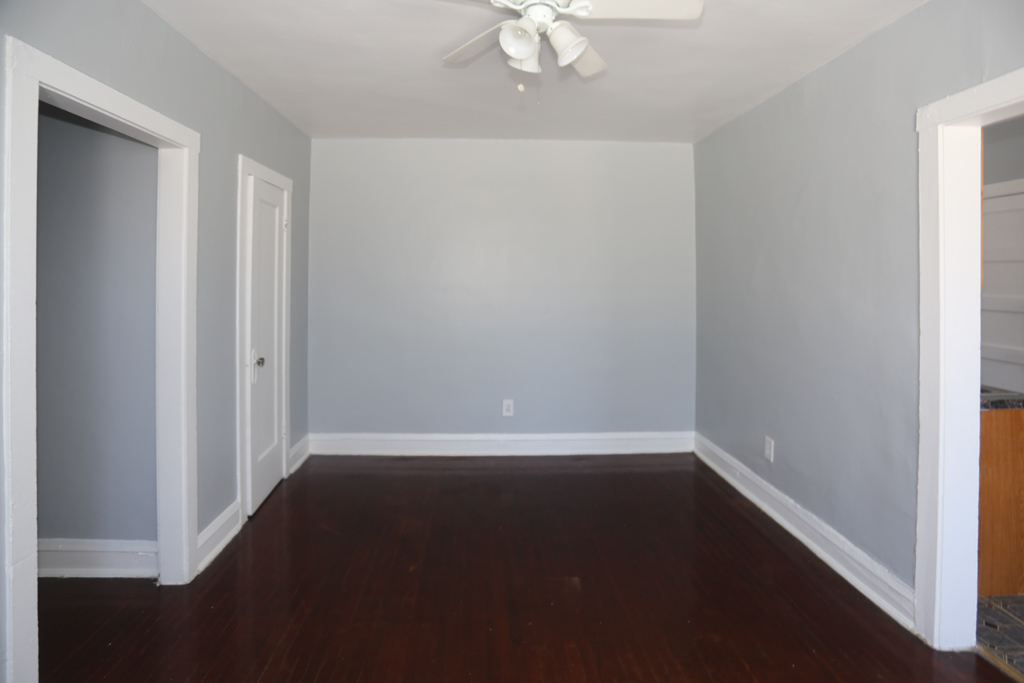 4608 North Beacon Street, Unit 4D Chicago, IL 60640 - Photo 7 of 12