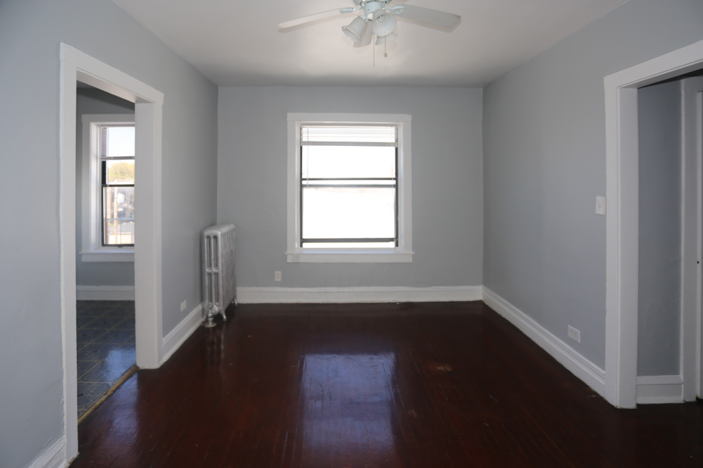 4608 North Beacon Street, Unit 4D Chicago, IL 60640 - Photo 10 of 12