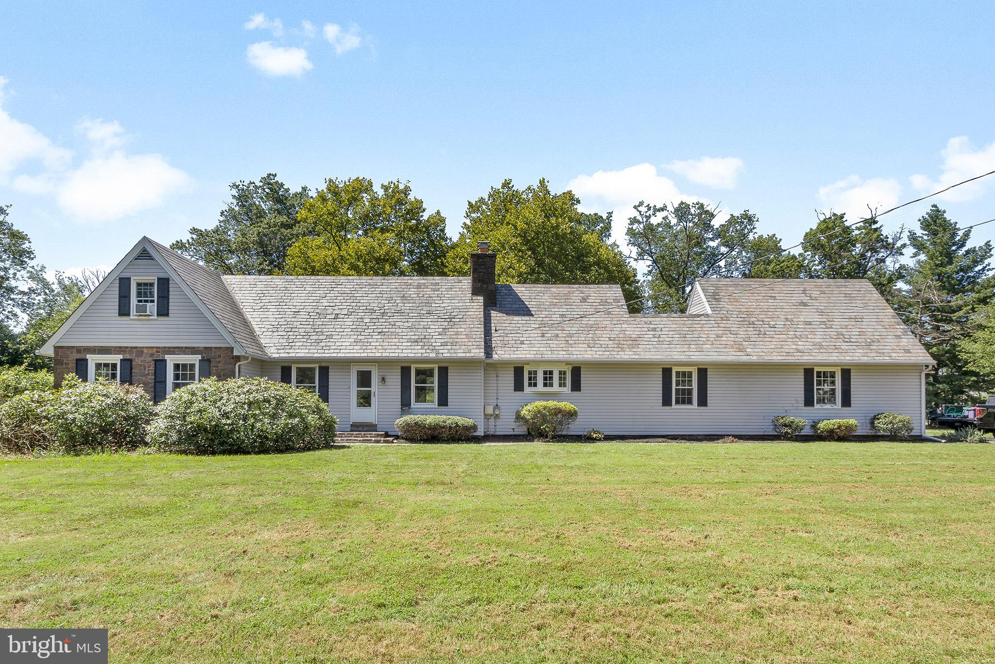 3200 Line Lexington Road Hatfield, PA 19440 - Photo 1 of 19 Gallery Image 1