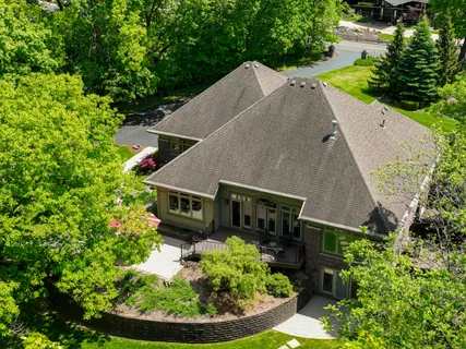 $1,299,999 | W4390 North Lake Shore Drive, Linn, WI 53147